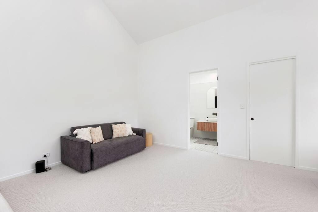 Coastal-country Family Haven In Currumbin Pool * Gold Coast